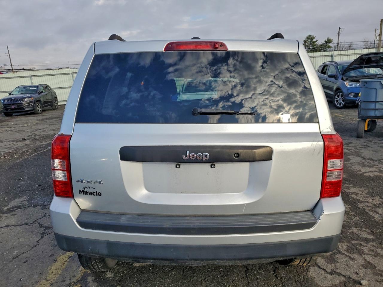 Lot #3311622229 2012 JEEP PATRIOT SP