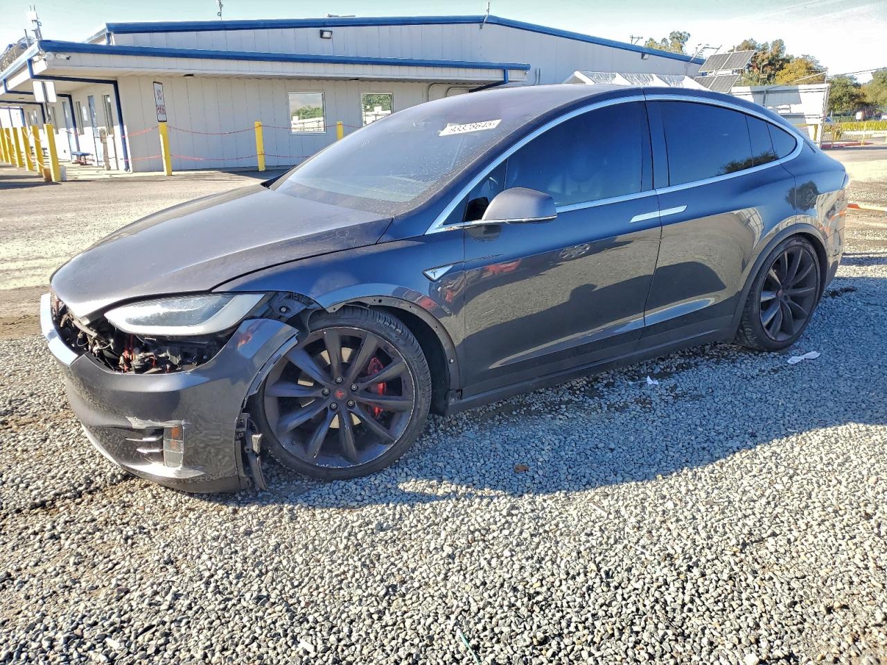 TESLA MODEL X