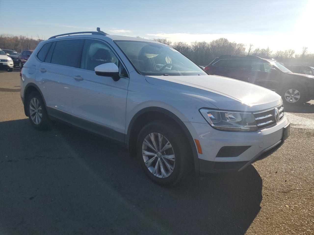 VOLKSWAGEN TIGUAN SE