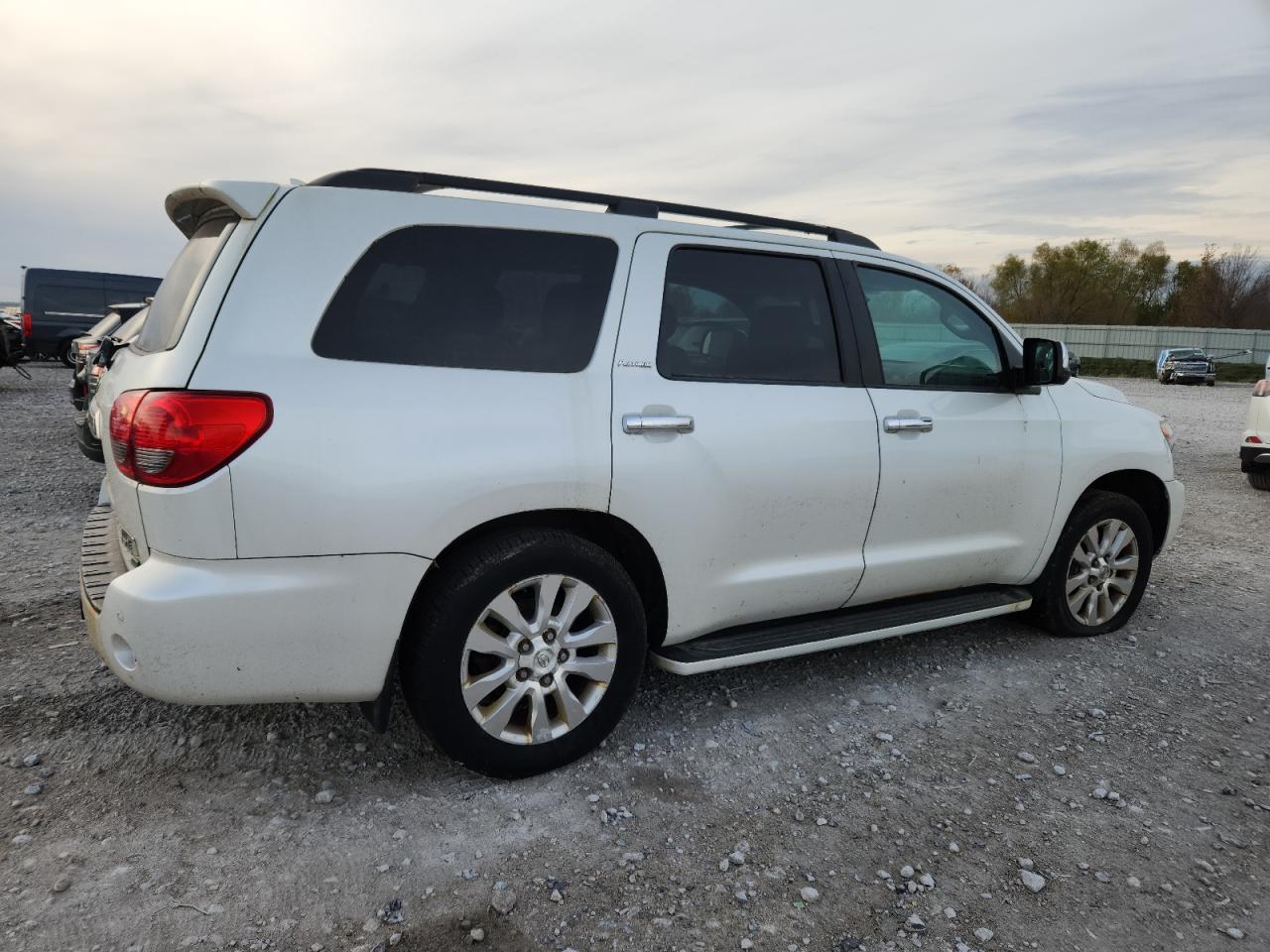 TOYOTA SEQUOIA PLATINUM