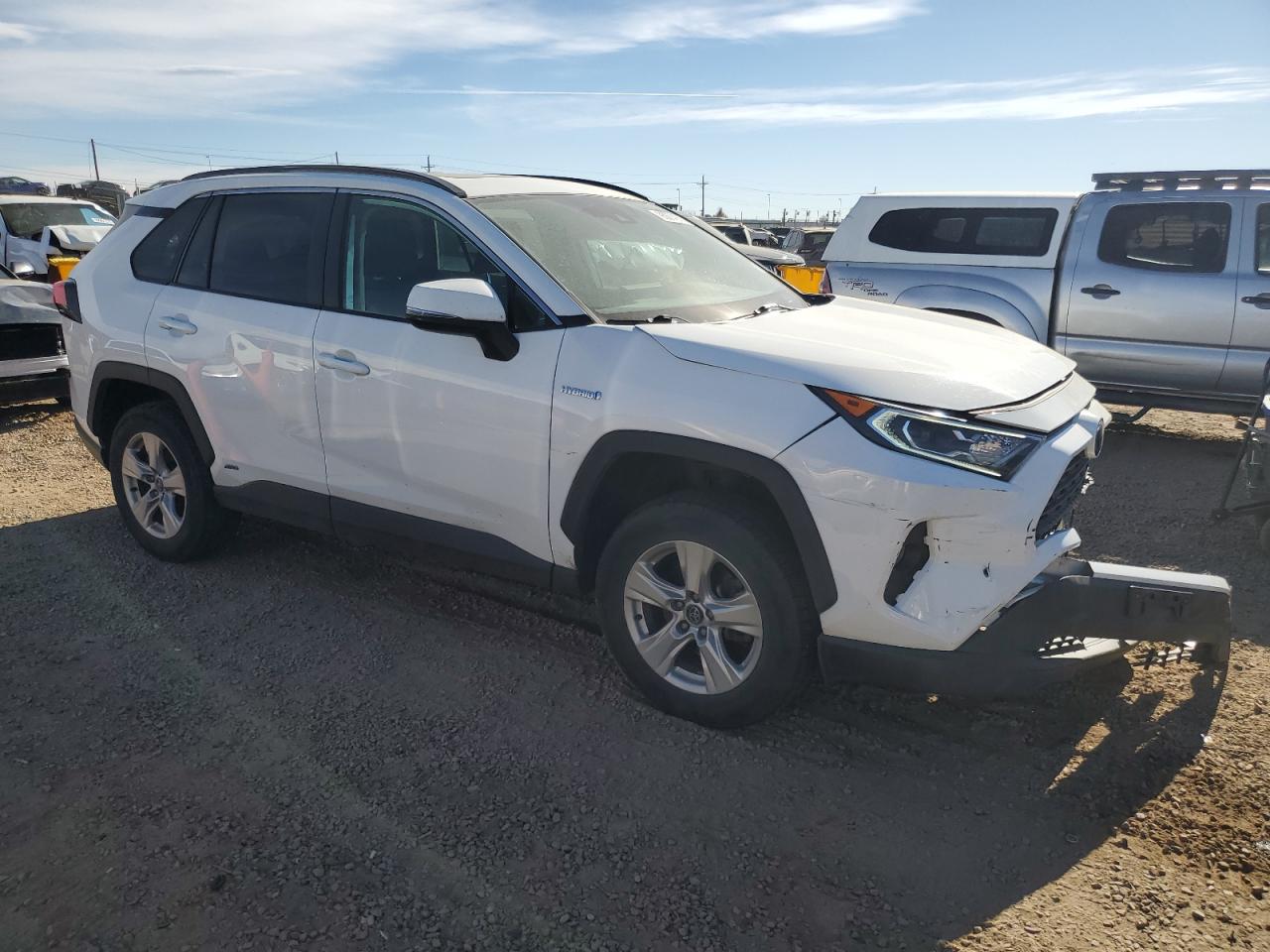 TOYOTA RAV4 XLE
