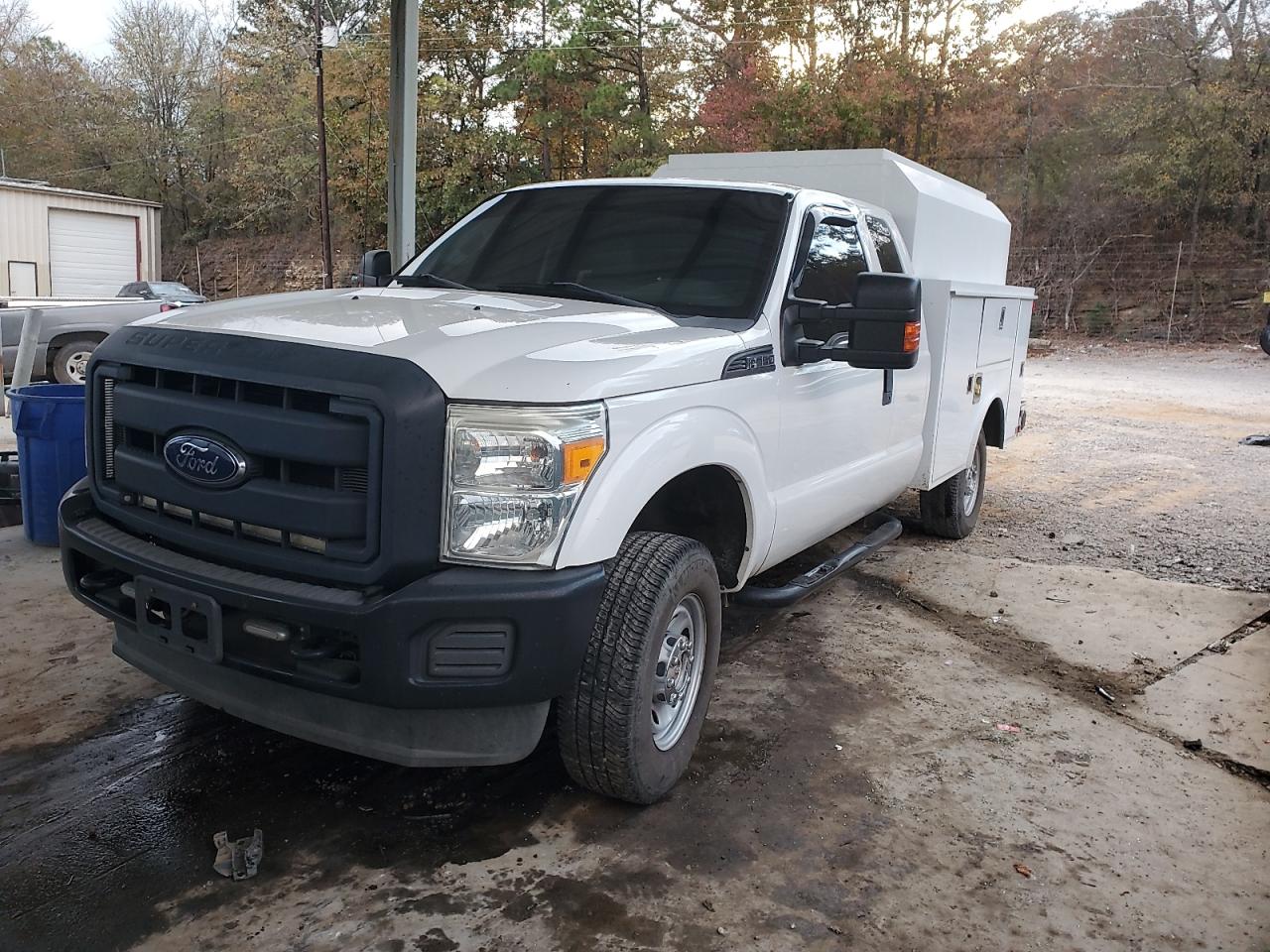 FORD F-350 SUPER DUTY