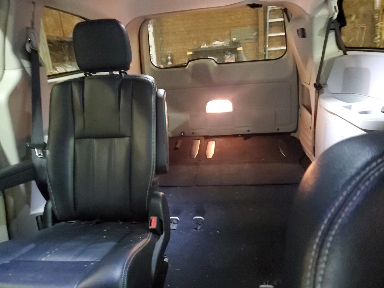 CHRYSLER TOWN & COUNTRY TOURING