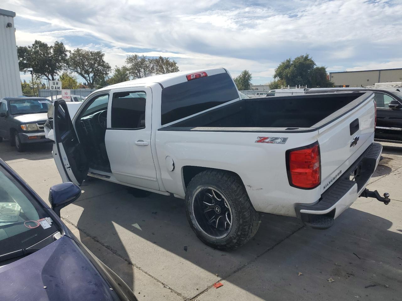 Lot #3312744100 2017 CHEVROLET SILVERADO