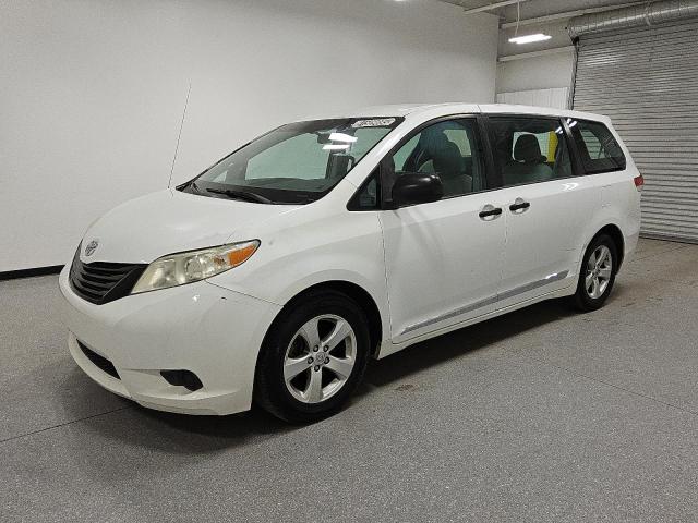 Global Auto Auctions: 2014 TOYOTA SIENNA