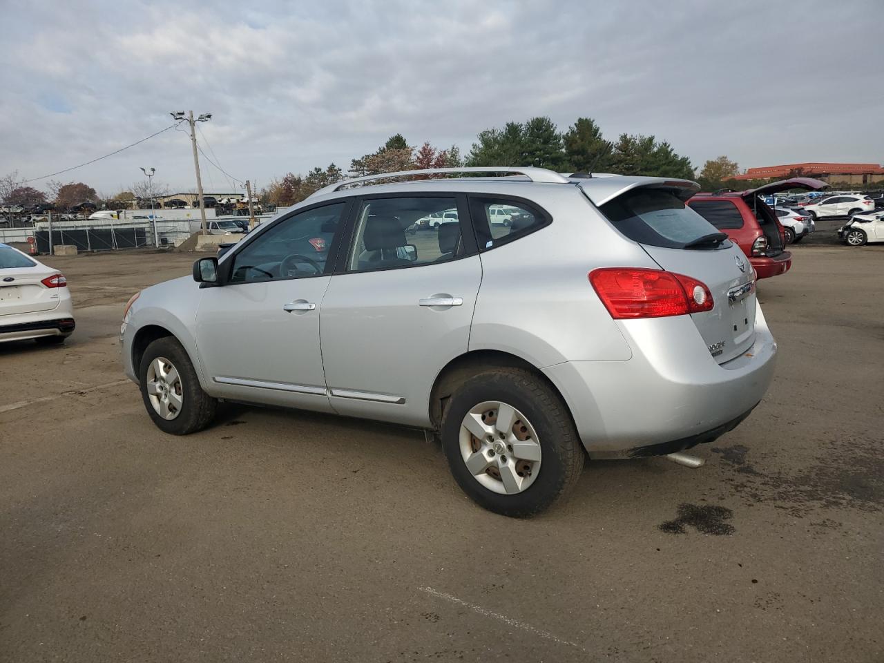 Lot #3301602657 2015 NISSAN ROGUE SELE