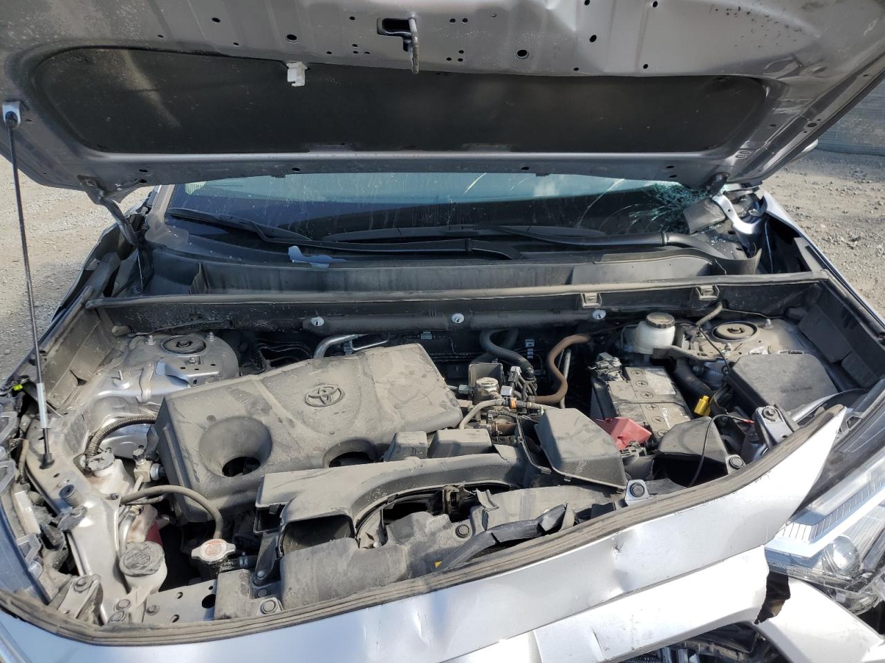 TOYOTA RAV4 XLE PREMIUM