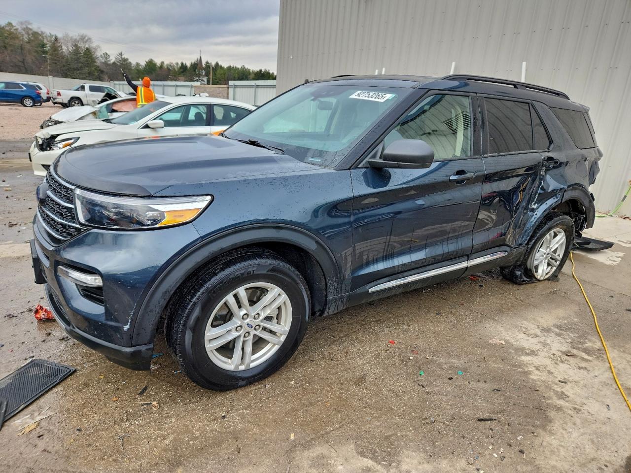 FORD EXPLORER XLT