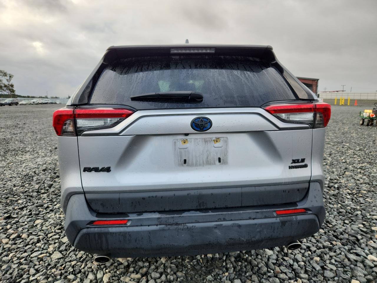 TOYOTA RAV4 XLE PREMIUM