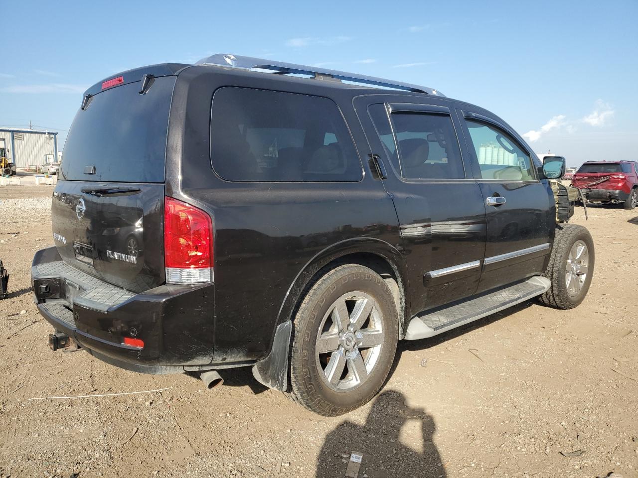 NISSAN ARMADA SV