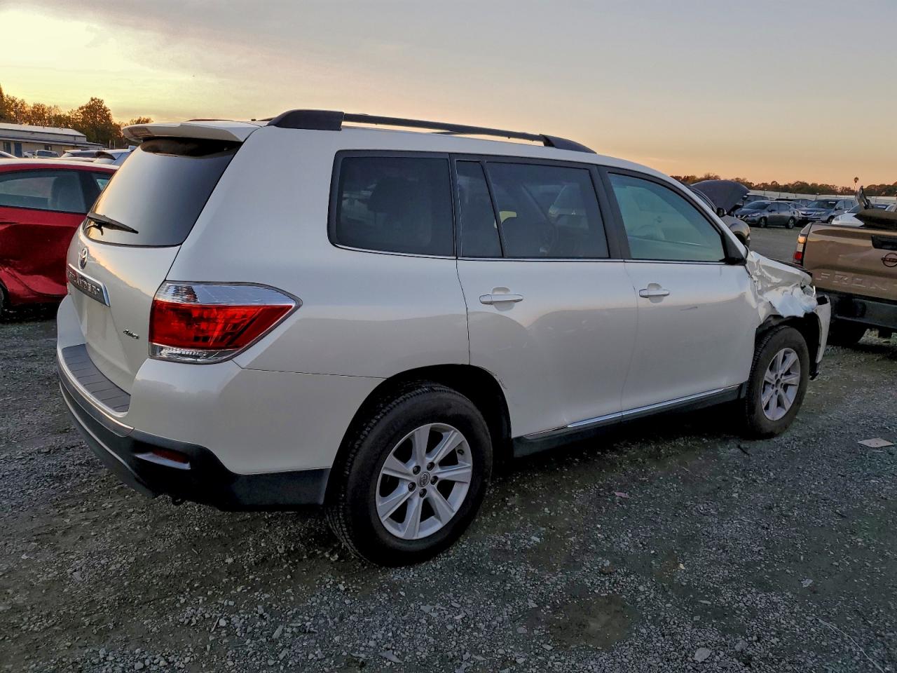 Lot #3304603447 2013 TOYOTA HIGHLANDER