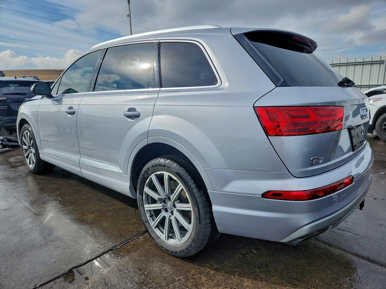 AUDI Q7 PREMIUM PLUS