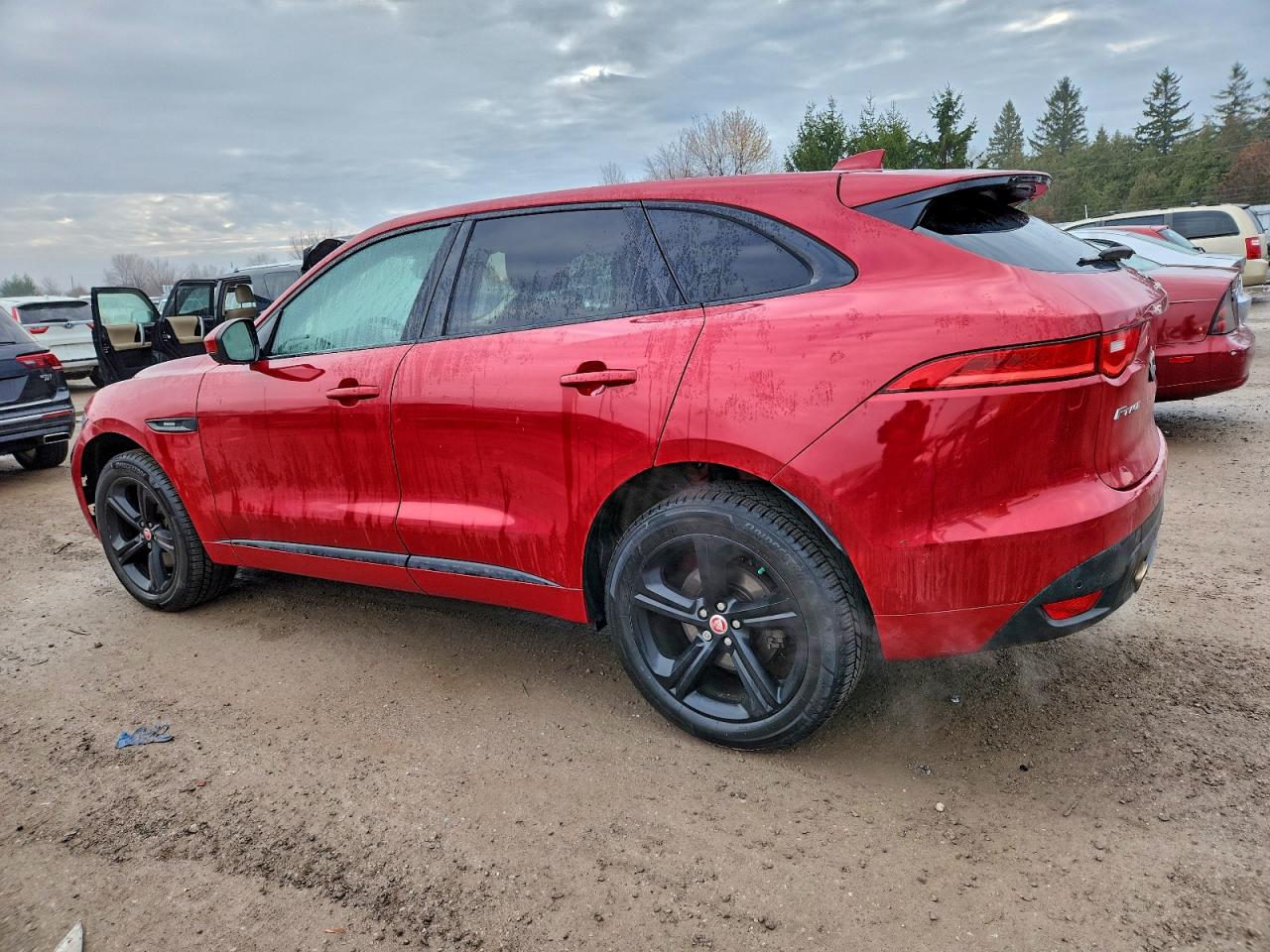 JAGUAR F-PACE R - SPORT