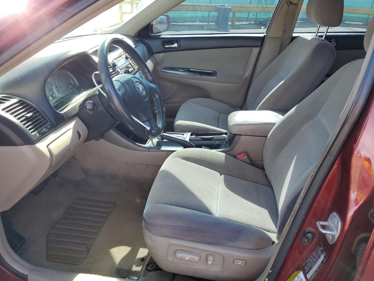 Lot #3306664859 2004 TOYOTA CAMRY LE