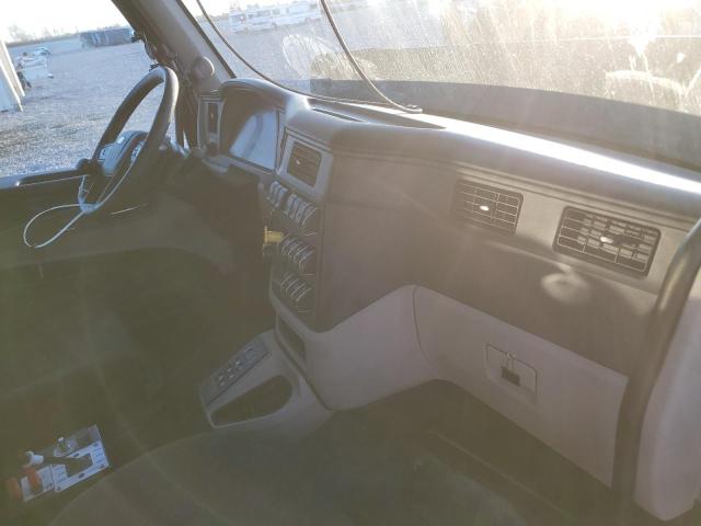 2025 PETERBILT 567 #3297010428