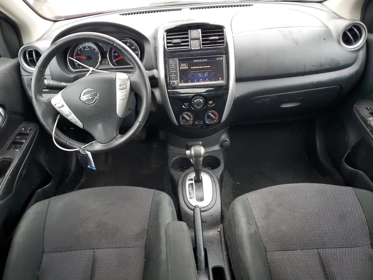 NISSAN VERSA S
