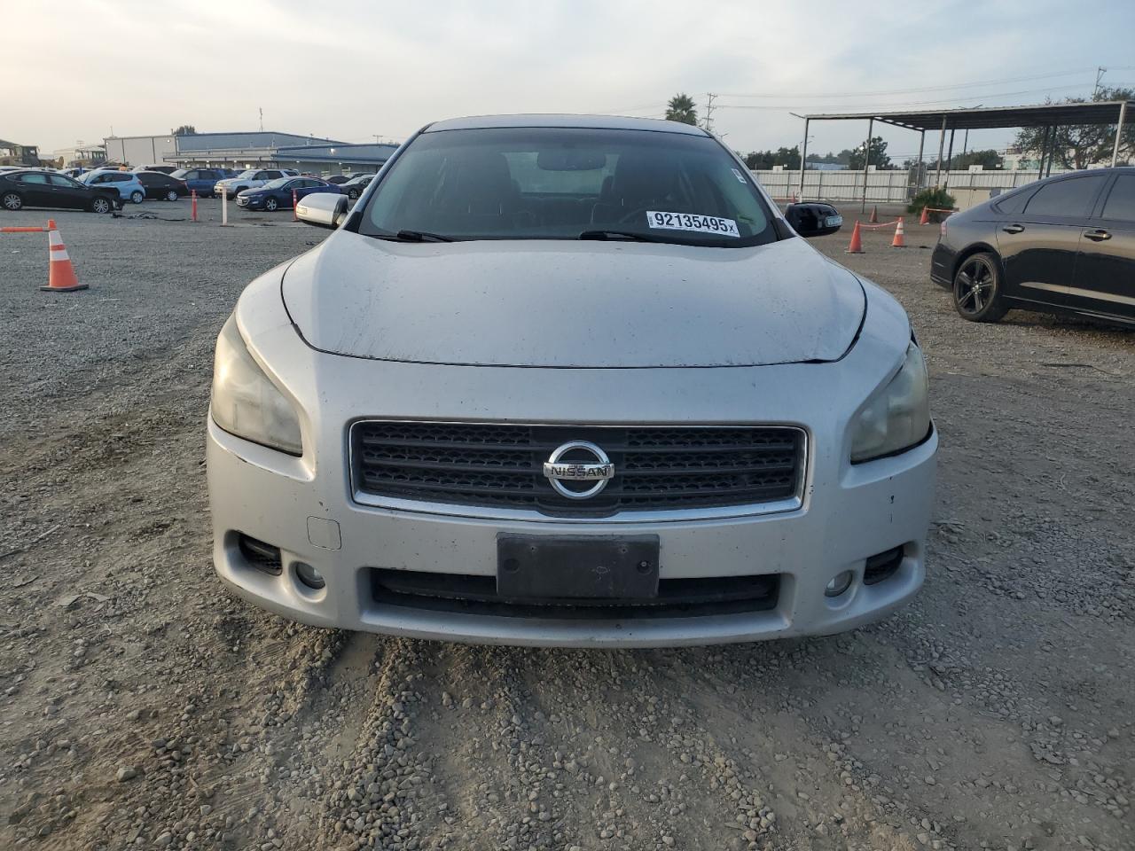 NISSAN MAXIMA S