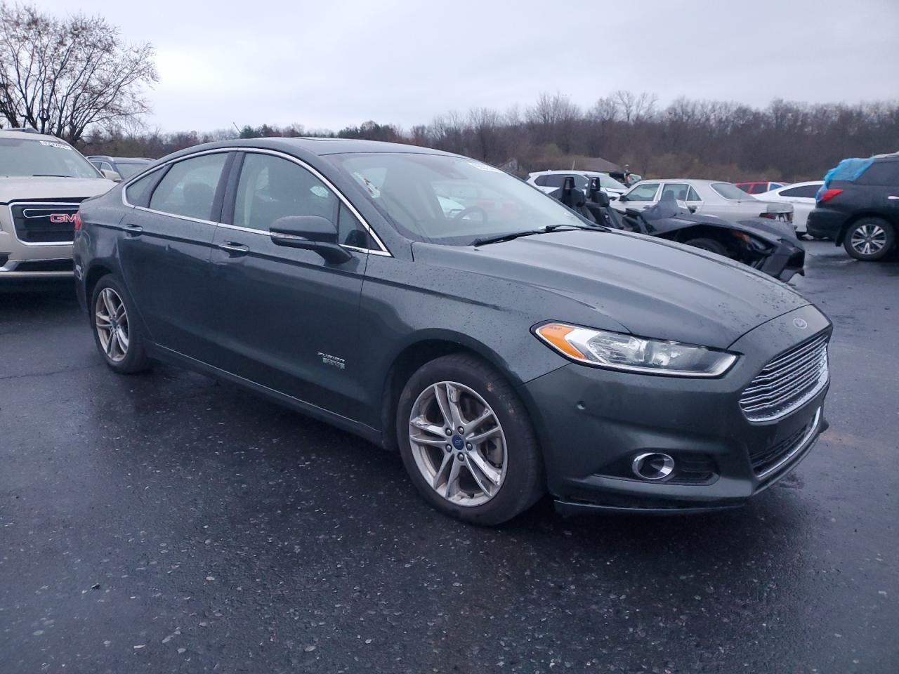 FORD FUSION TITANIUM PHEV