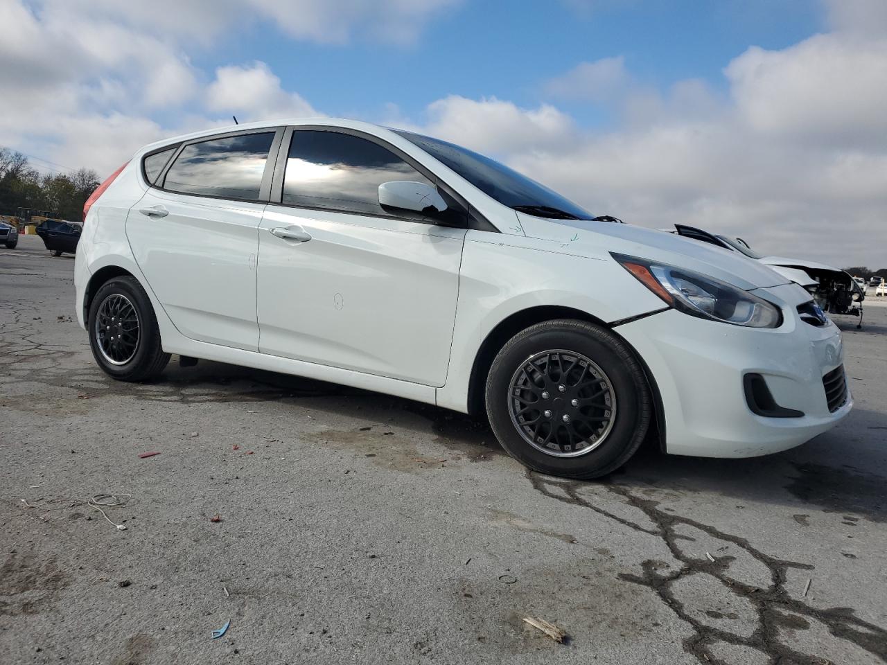 HYUNDAI ACCENT GLS