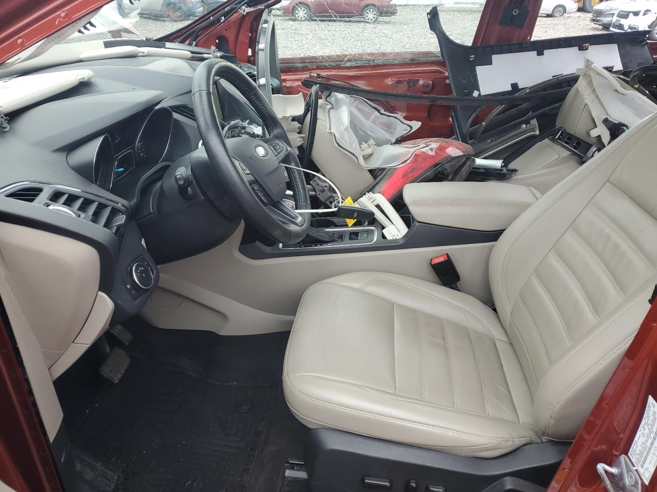 FORD ESCAPE TITANIUM