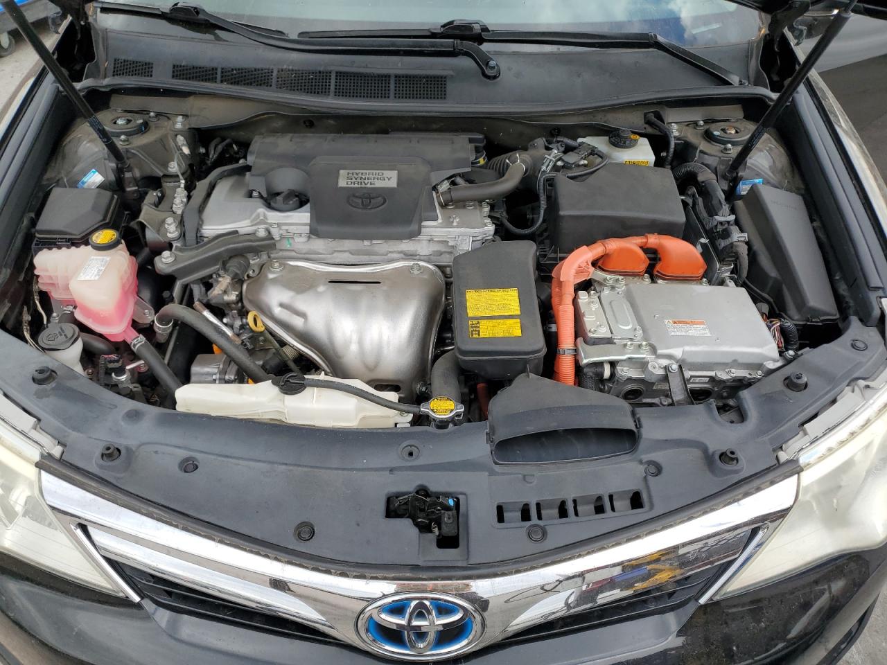 TOYOTA CAMRY HYBRID