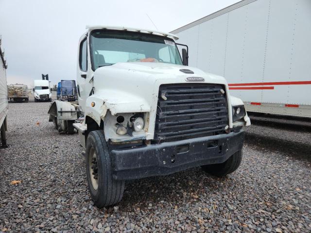 Global Auto Auctions: 2013 FREIGHTLINER 114SD