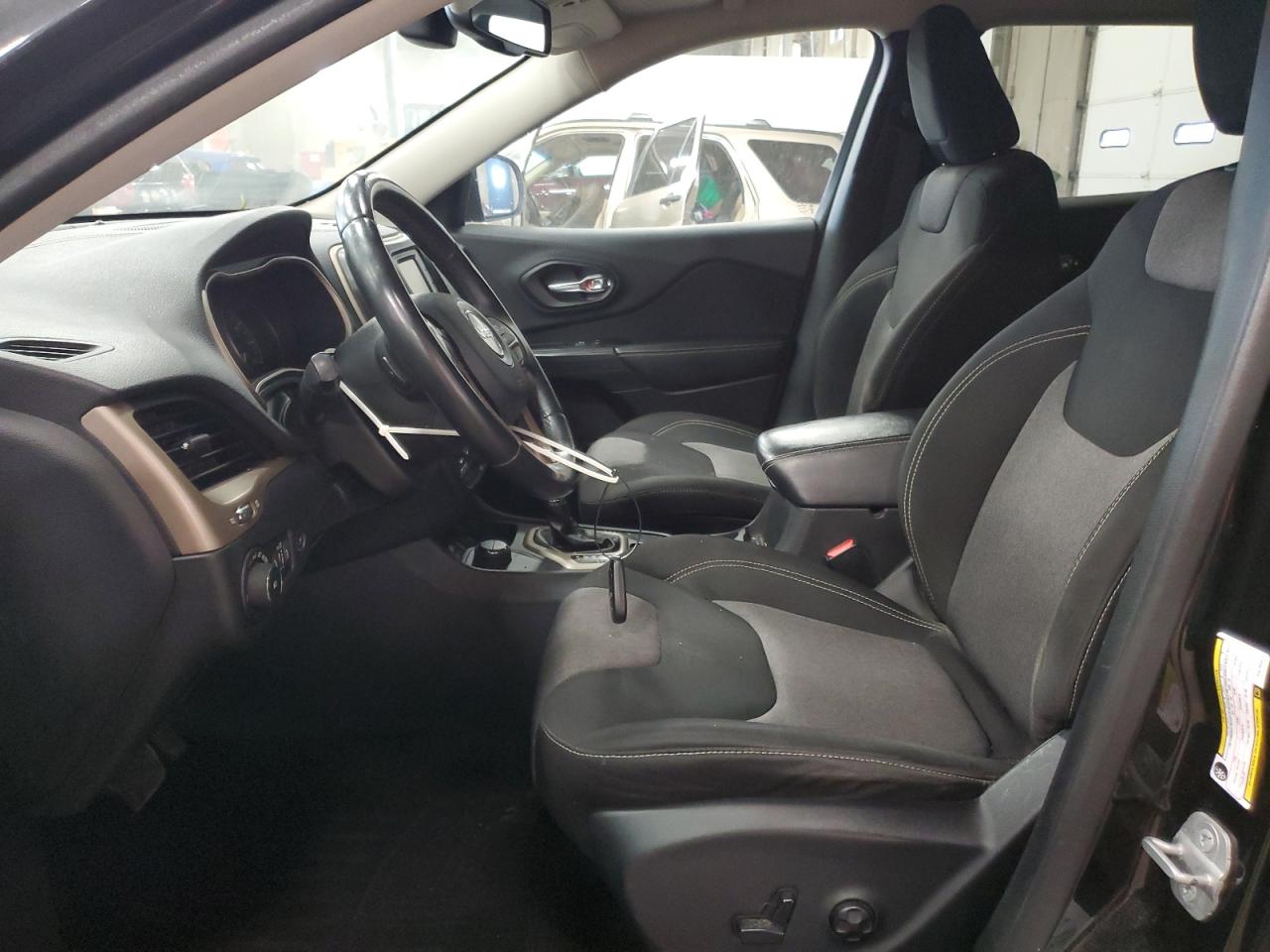 JEEP GRAND CHEROKEE LATITUDE