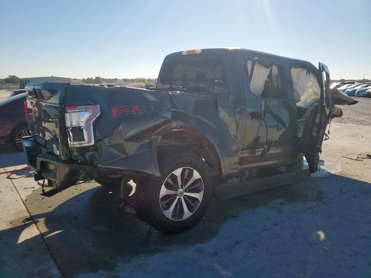 FORD F-150 SUPERCREW