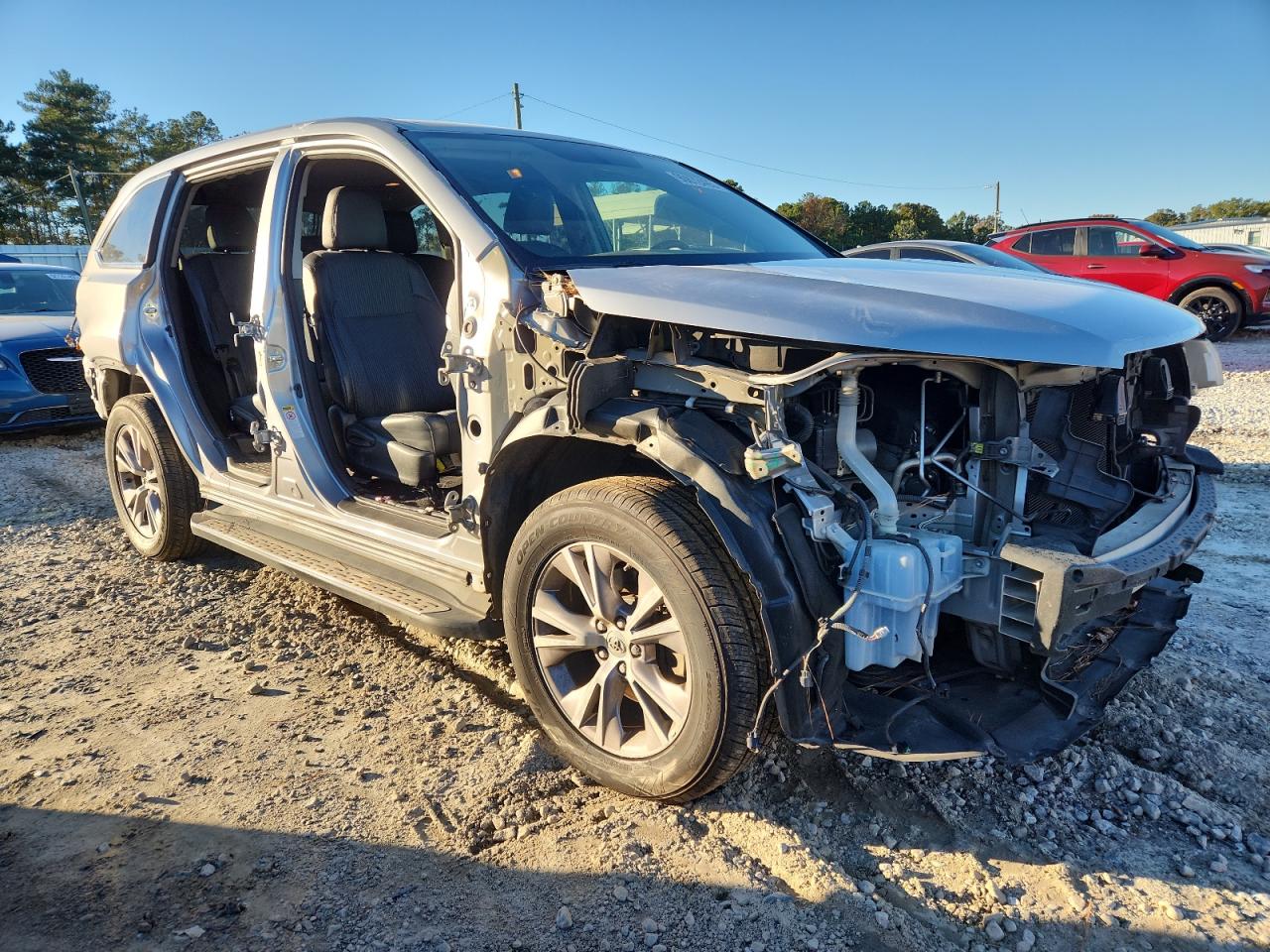 TOYOTA HIGHLANDER LE