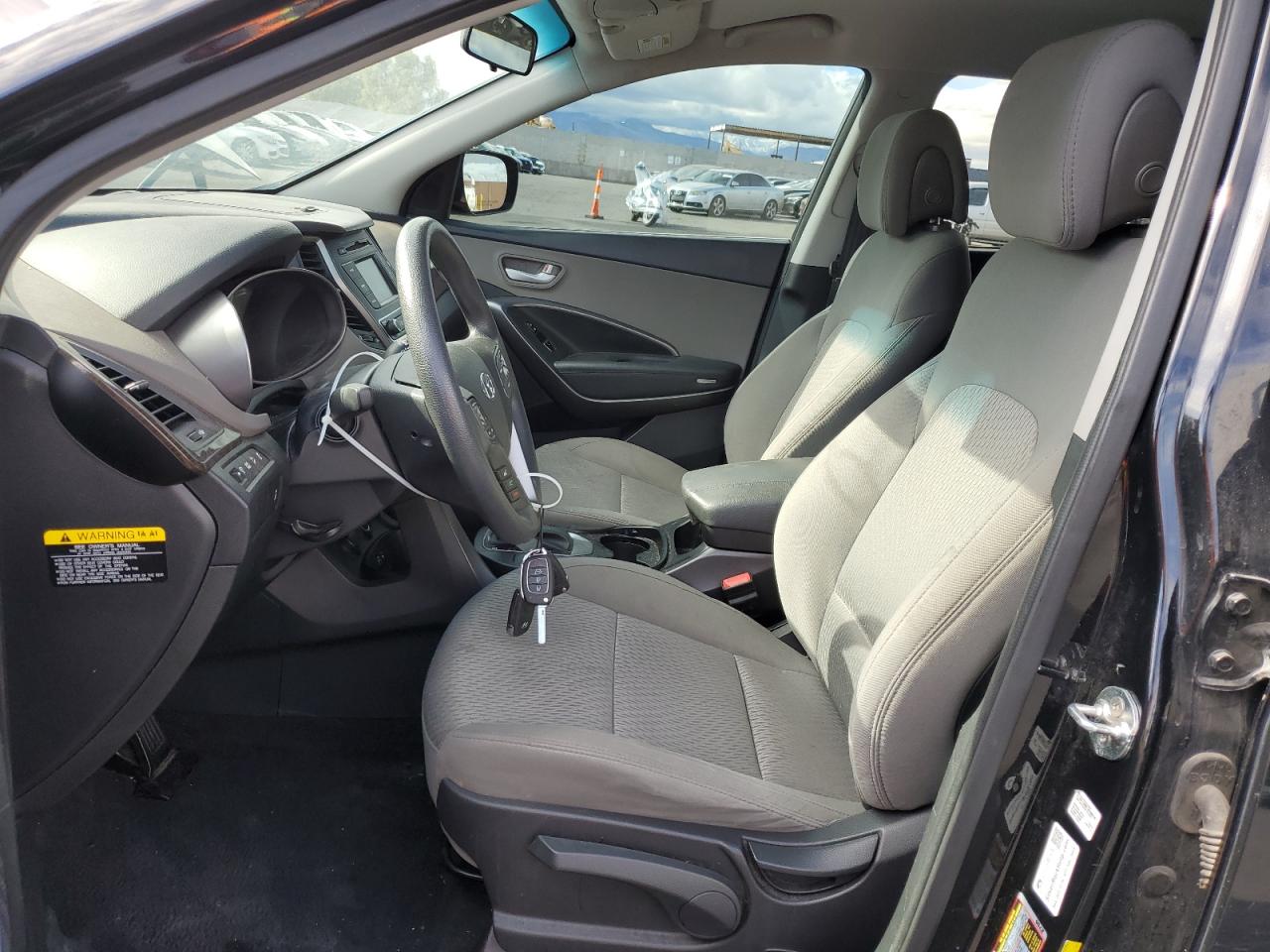 Lot #3311859199 2018 HYUNDAI SANTA FE S