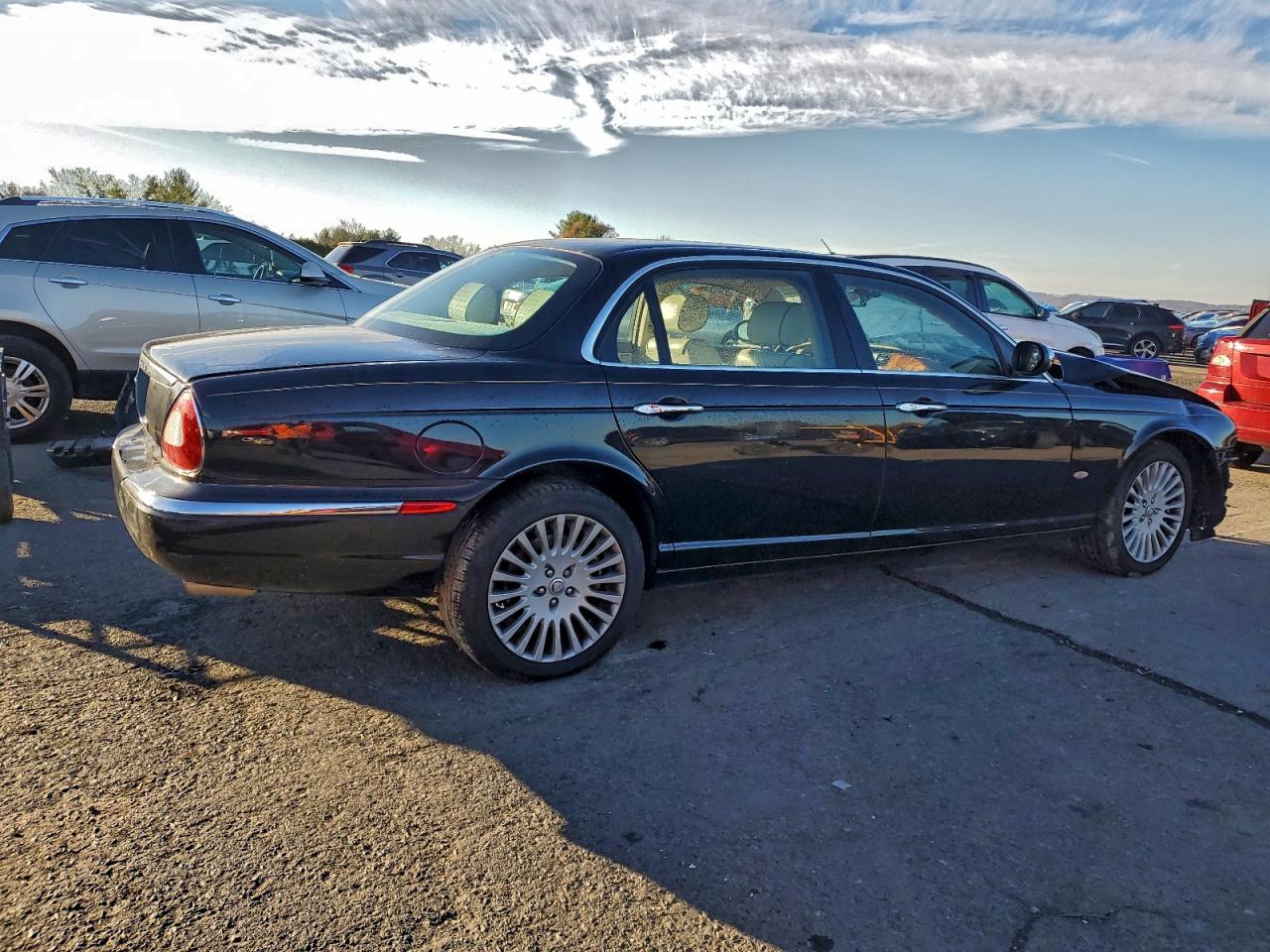 Lot #3311622219 2006 JAGUAR VANDENPLAS