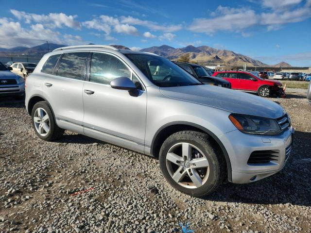 2013 VOLKSWAGEN TOUAREG V6 #3284389742