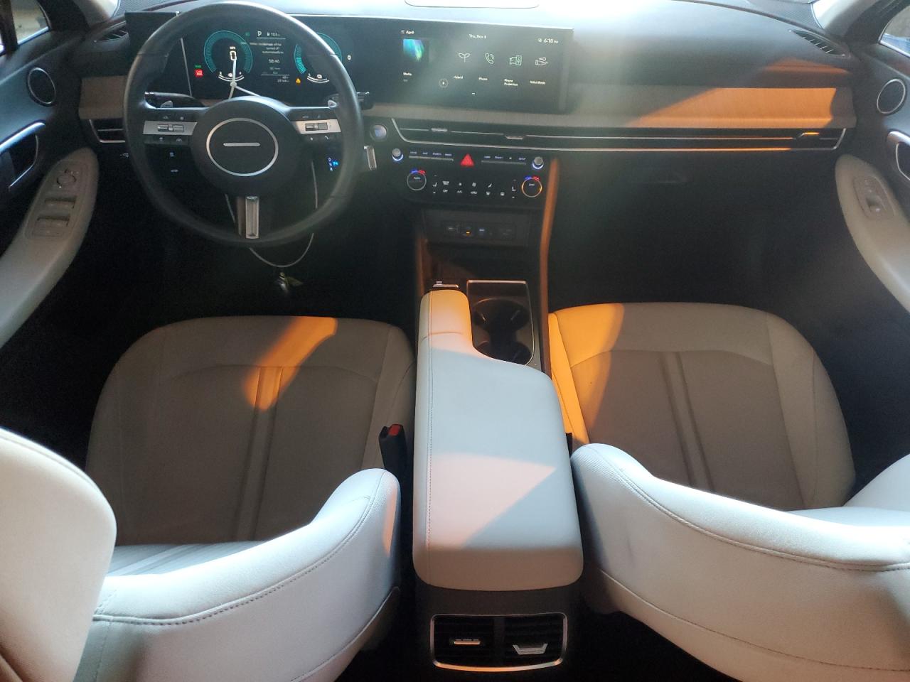 HYUNDAI SONATA HYBRID