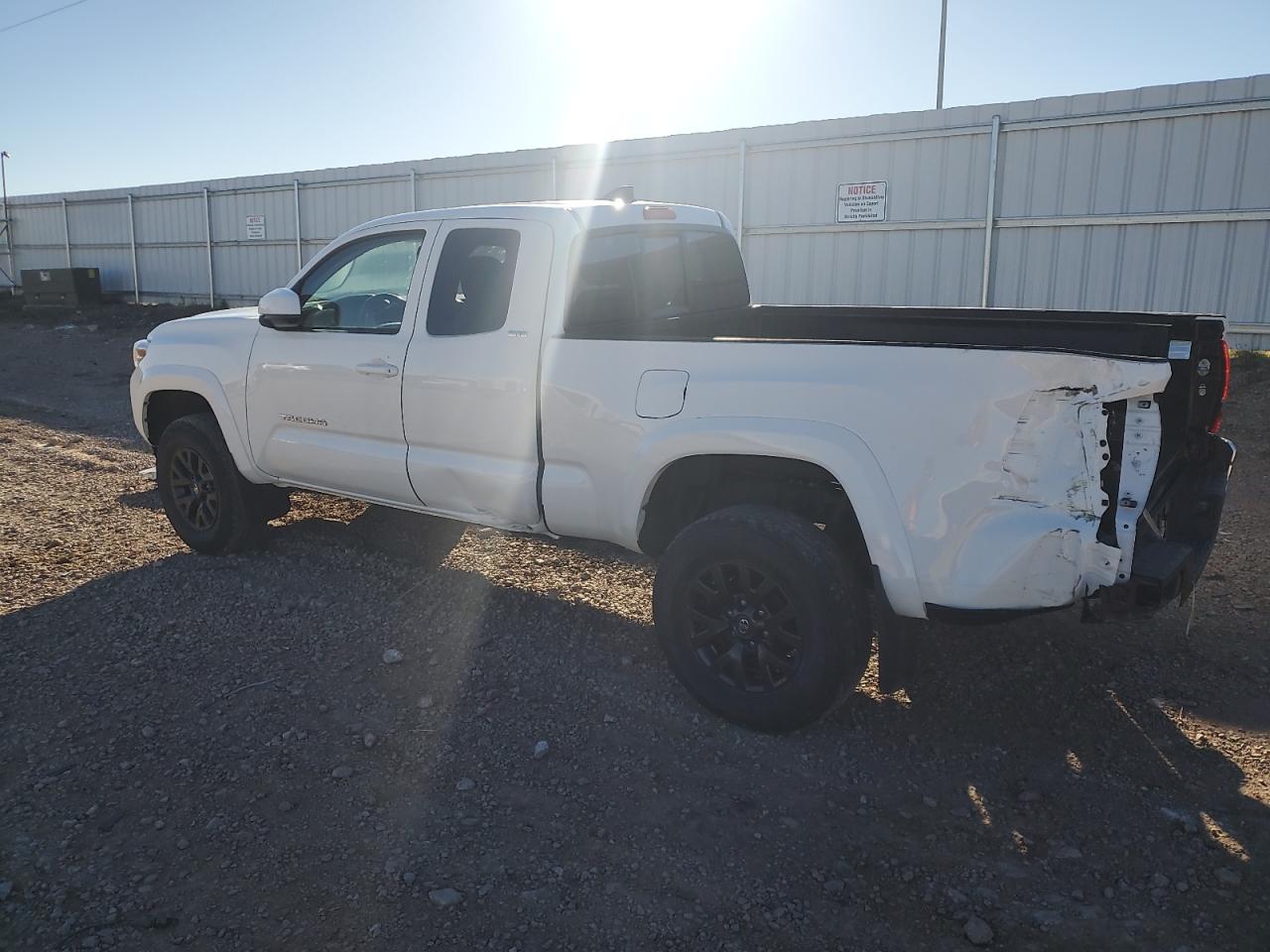 TOYOTA TACOMA ACCESS CAB