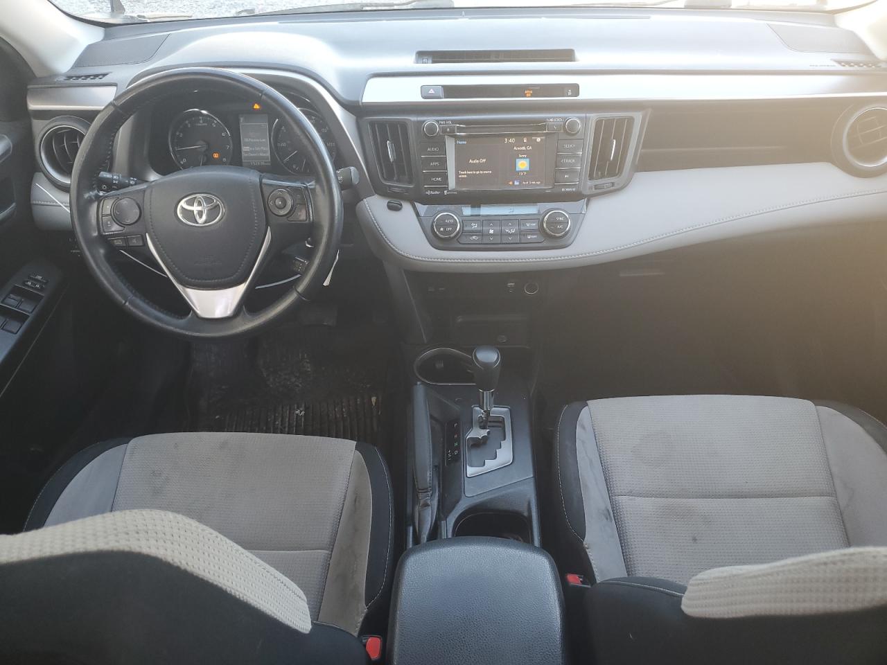 TOYOTA RAV4 XLE