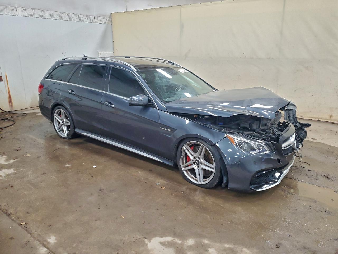 MERCEDES-BENZ E-CLASS 63 AMG-S