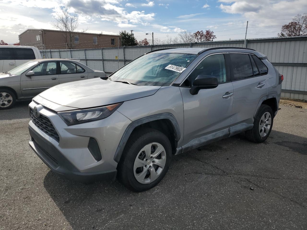 TOYOTA RAV4 LE
