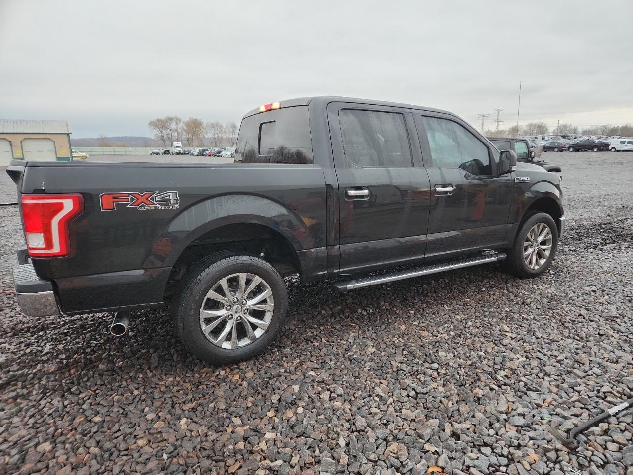 FORD F-150 SUPERCREW