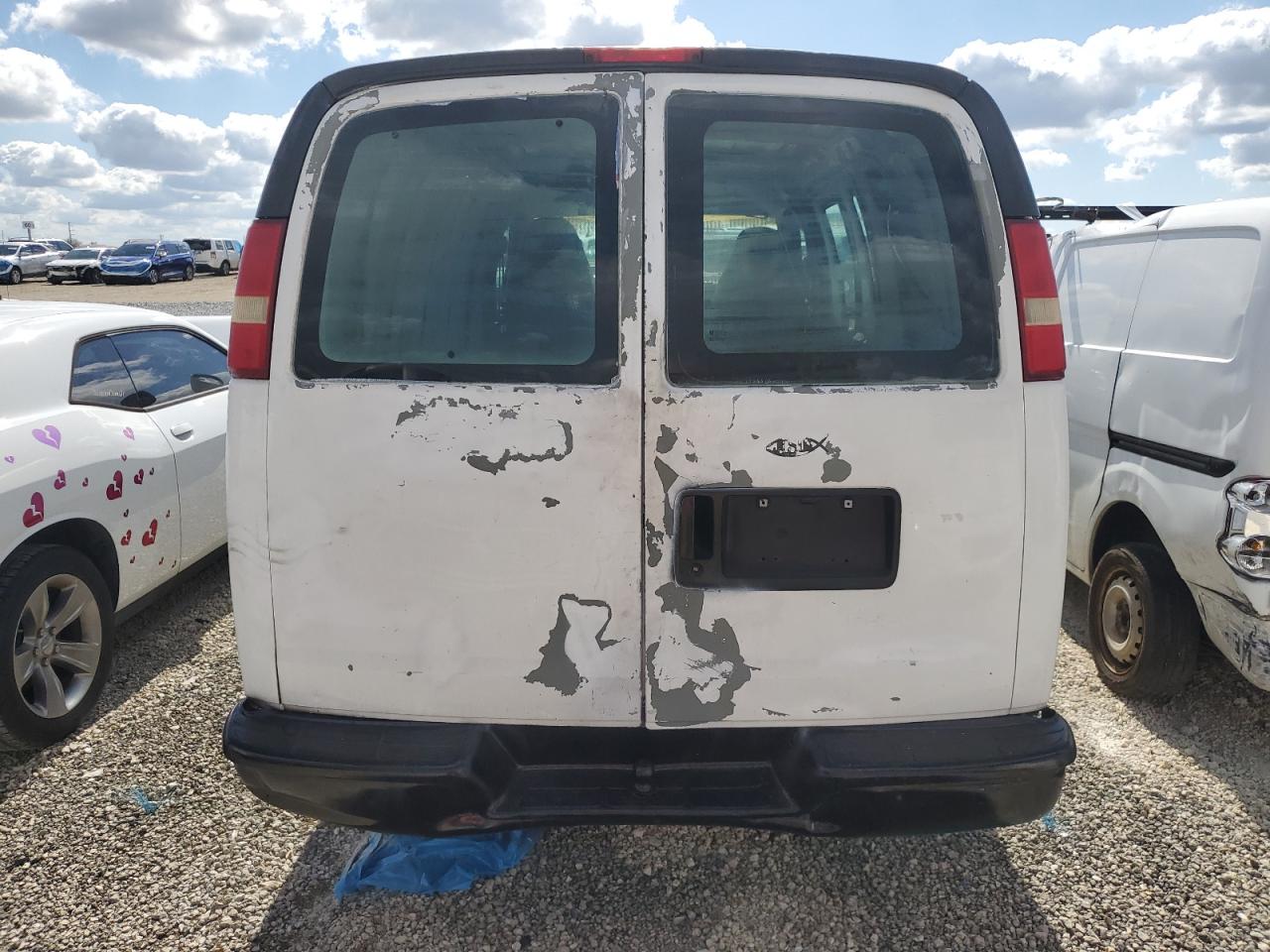 Lot #3305422466 2003 CHEVROLET EXPRESS G1