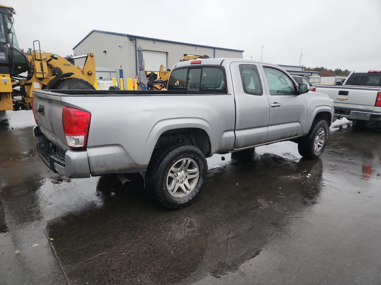 TOYOTA TACOMA ACCESS CAB