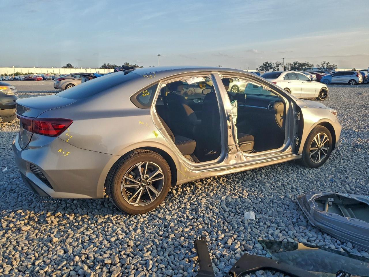 Lot #3301829374 2024 KIA FORTE LX