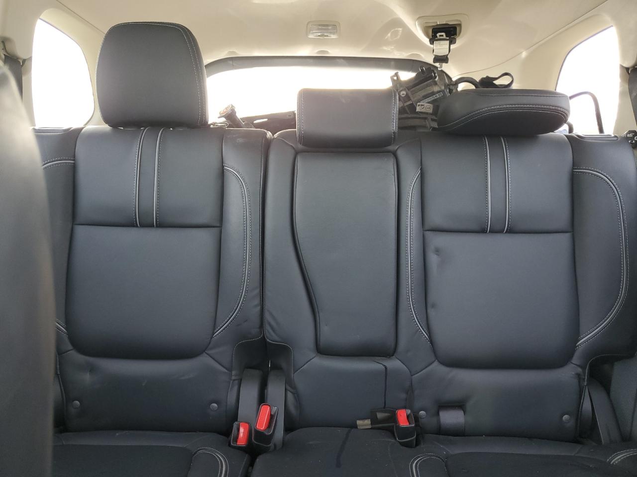 MITSUBISHI OUTLANDER SE