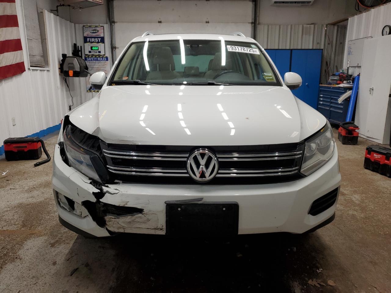 VOLKSWAGEN TIGUAN WOLFSBURG