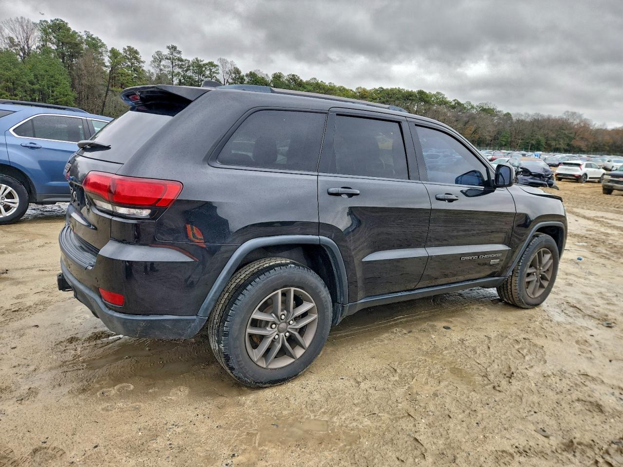 JEEP GRAND CHEROKEE LAREDO