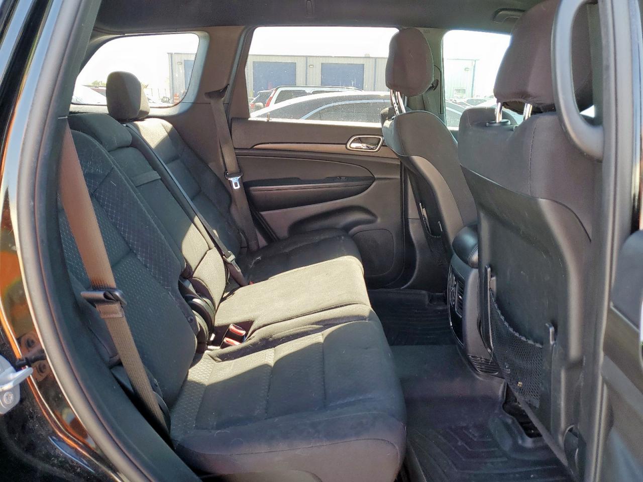 JEEP GRAND CHEROKEE LAREDO