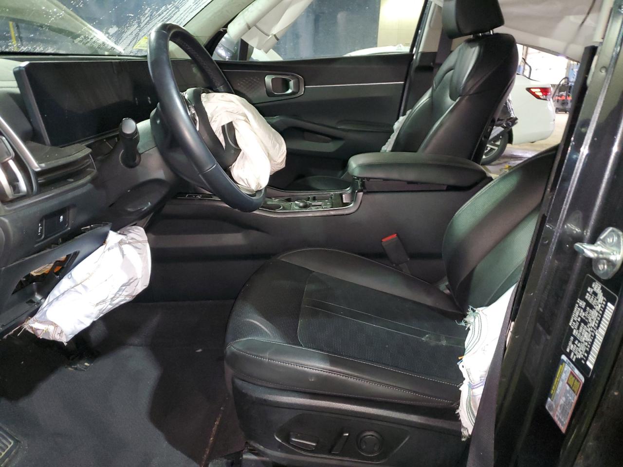 Lot #3302675031 2024 KIA SORENTO S