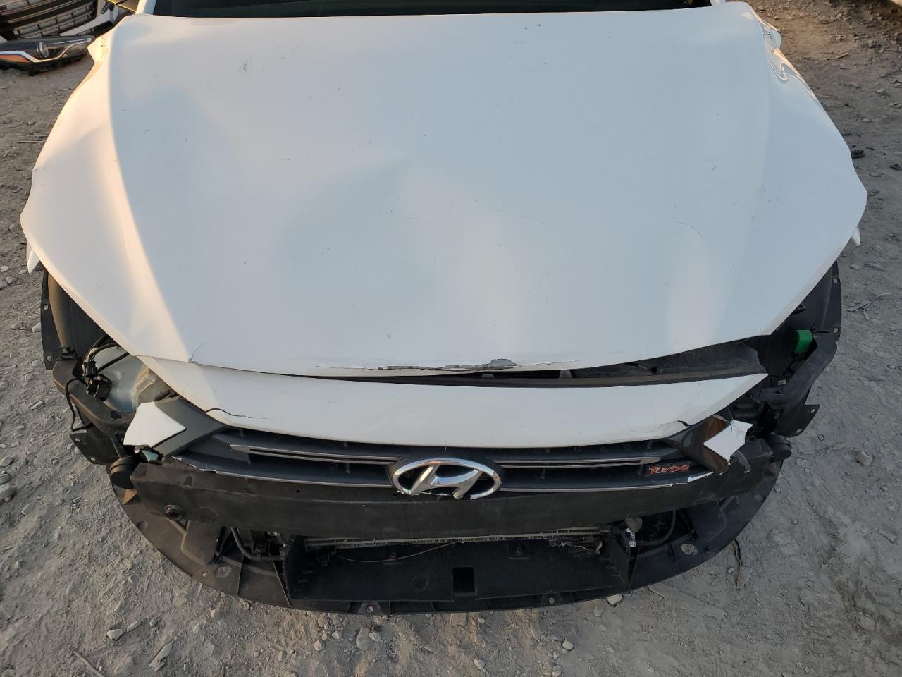 HYUNDAI ELANTRA SPORT