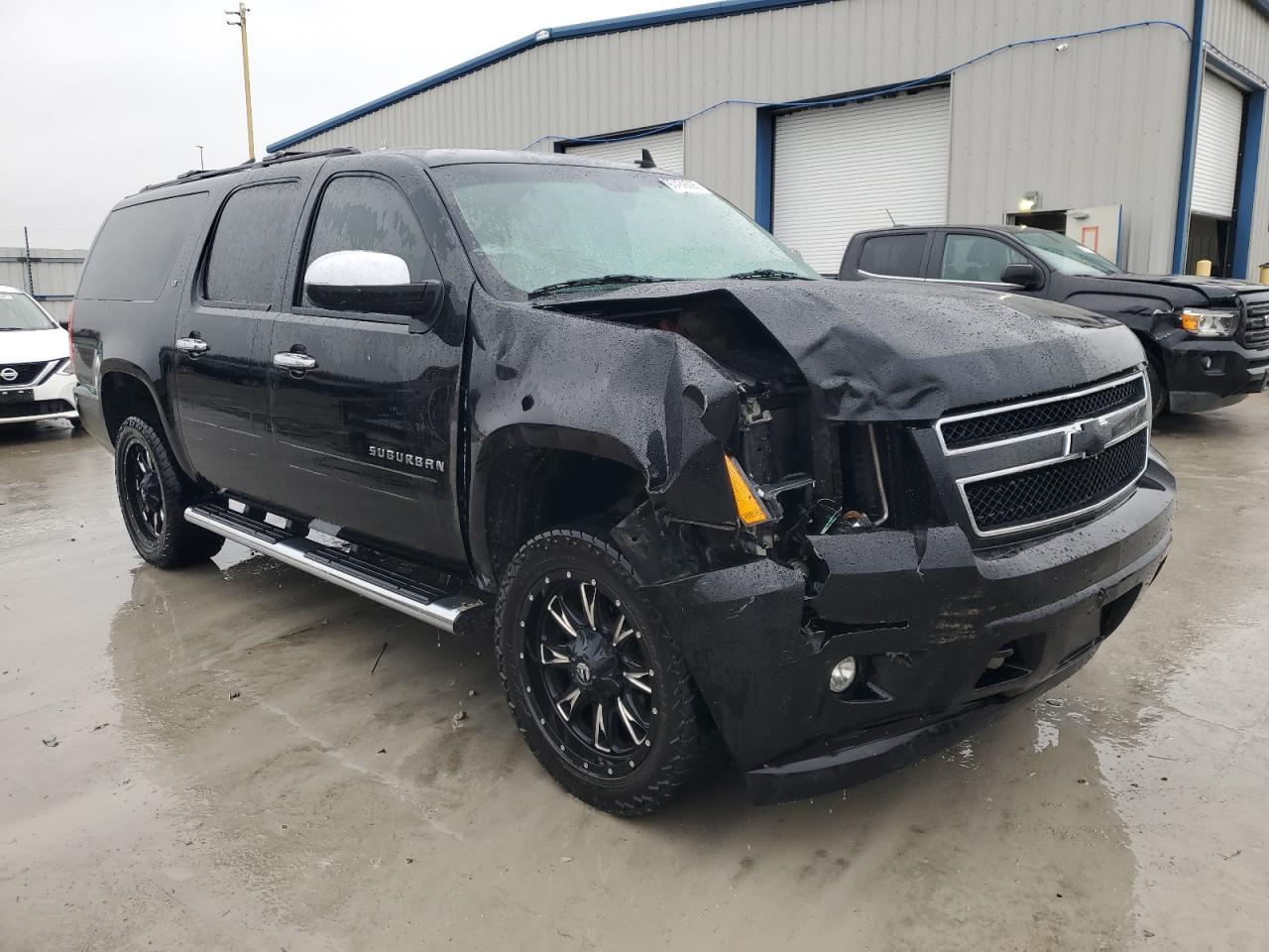 CHEVROLET SUBURBAN K2500 LT