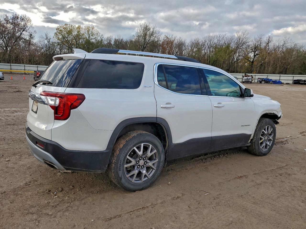 GMC ACADIA SLT