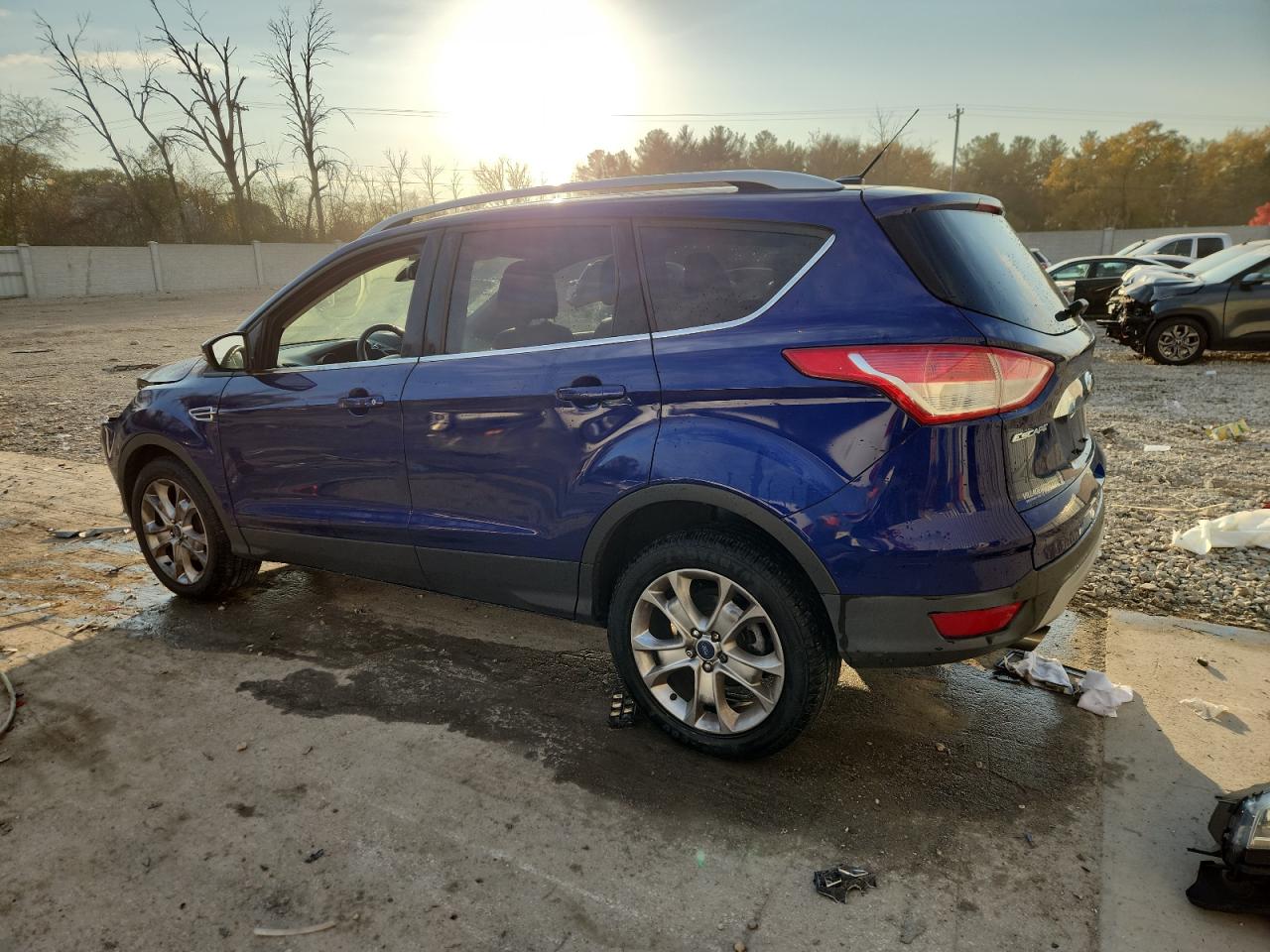 FORD ESCAPE TITANIUM